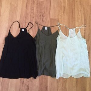 Bundle of 3 Old Navy halter tank tops (Medium)