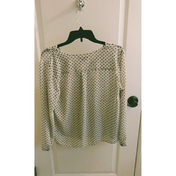 Button down blouse - Picture 3 of 3