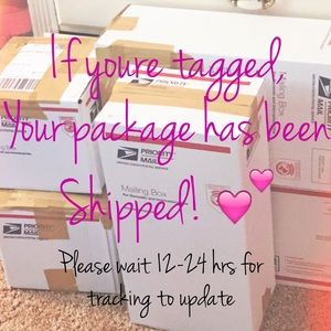 Your item has shipped❤️