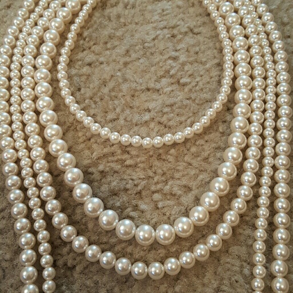 Necklace - Picture 3 of 4