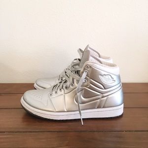 Air Jordan 1 Silver