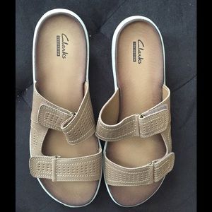 👡👡Clarks Sandals👡👡