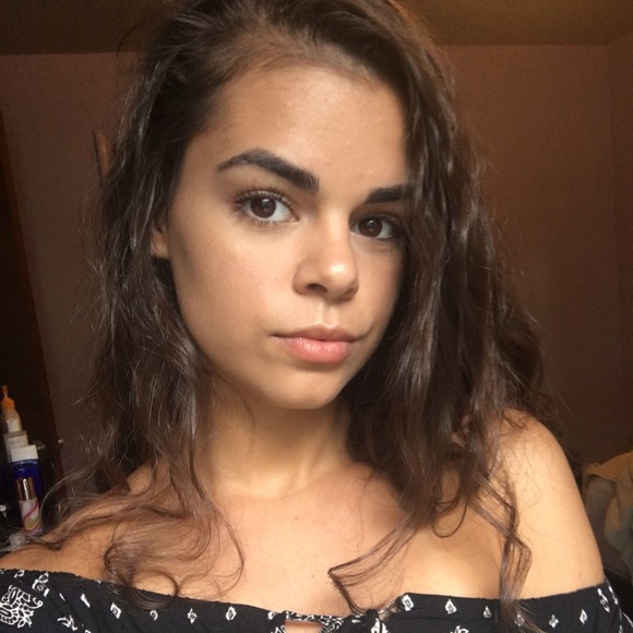 Meet your Posher, Marissa