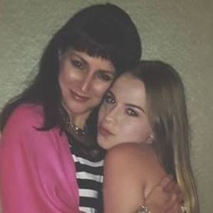 Meet your Posher, Duriye