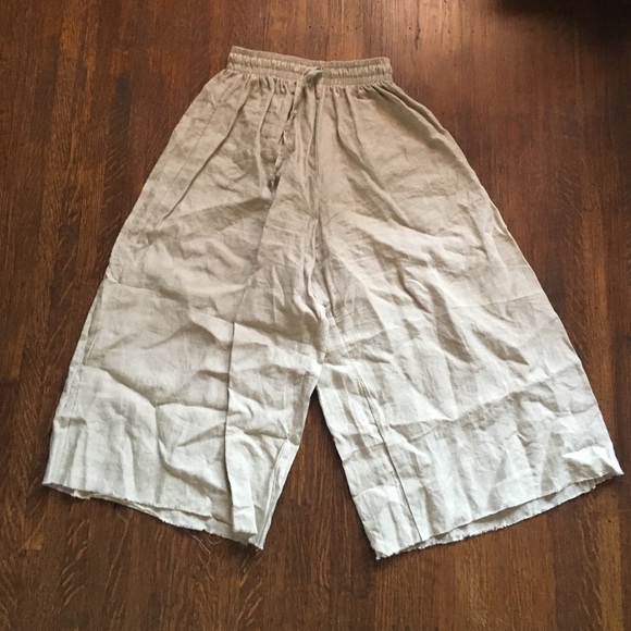 Urban renewal linen capri