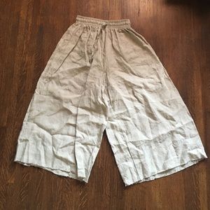 Urban renewal linen capri