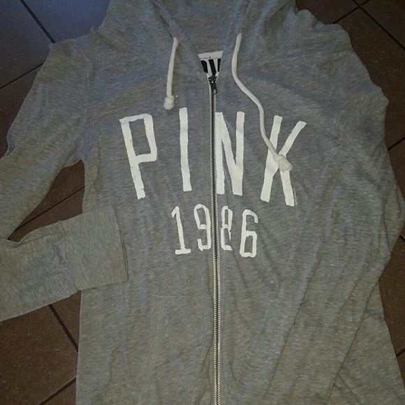 *SOLD IN A BUNDLE* PINK hooded sweatshirt
