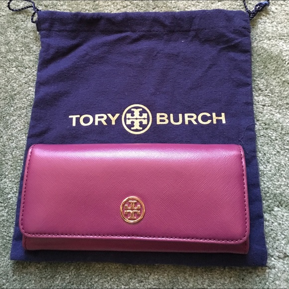 Authentic Tory Burch Robinson wallet