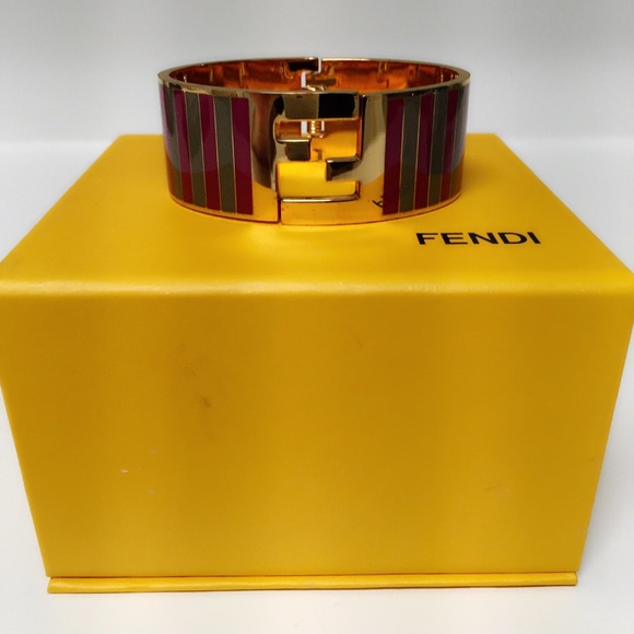 AUTHENTIC FENDI FUSHIA AND GREY METAL BRACELET - Picture 3 of 4