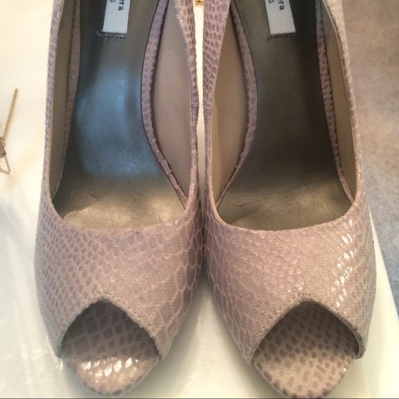 Vera Wang Shoes - Heels