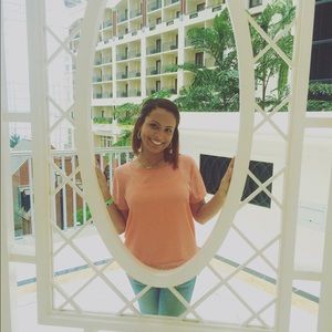 Meet your Posher, Ari