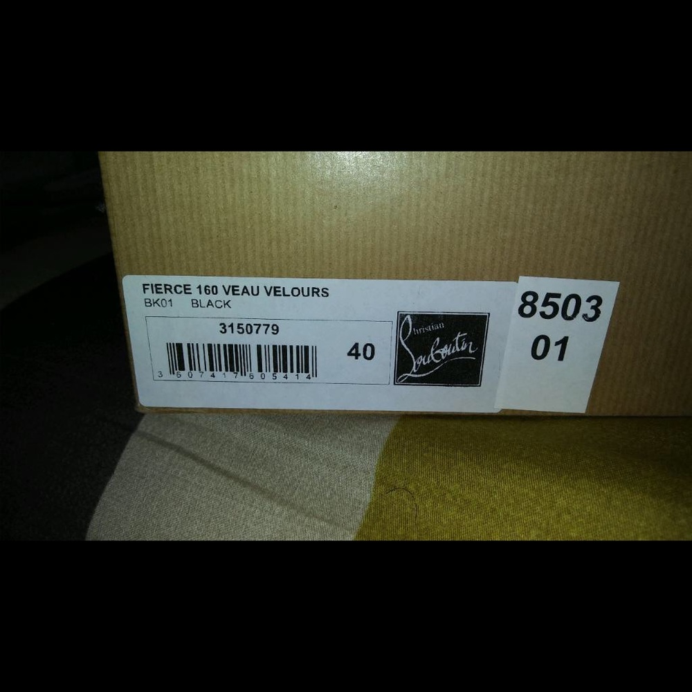 Beautiful shoes, never been worn.. 12/24 sale - Picture 4 of 4