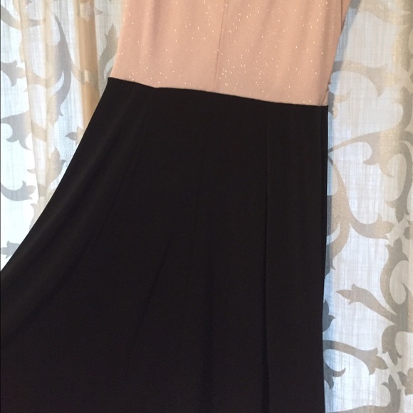 Evening Dress! - Picture 4 of 4