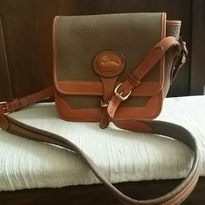 Vintage Dooney and Bourke crossbody