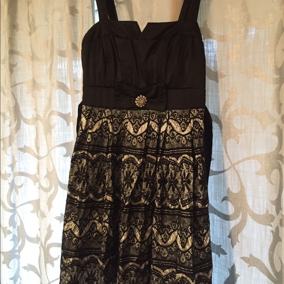 Elegant Party Dress!