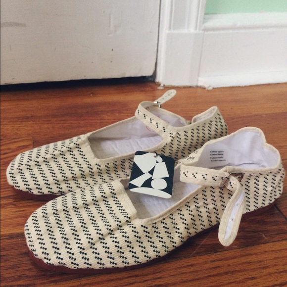 Urban Outfitters Mary Jane flat