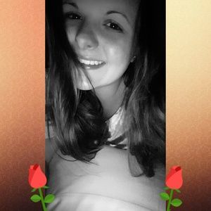 Meet your Posher, Kaitlyn