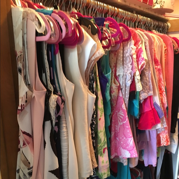 Meet your Posher, Kim - Picture 2 of 3