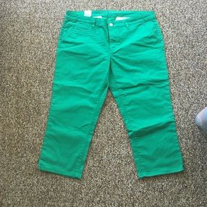 Never worn denim Capri