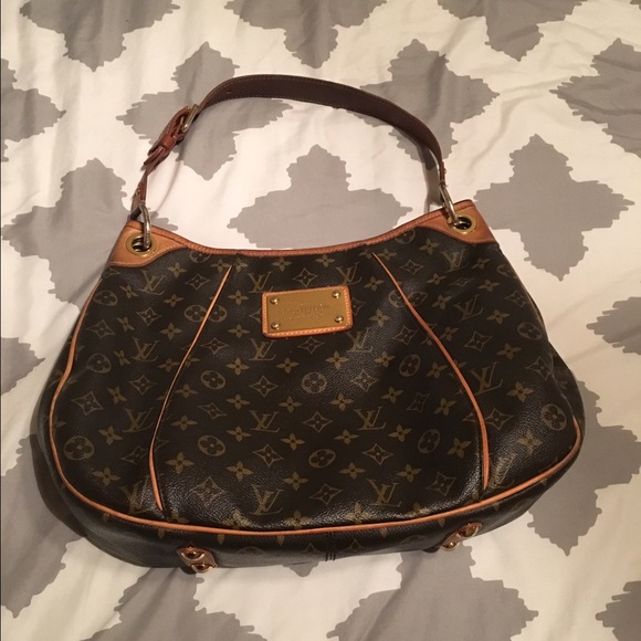 Louis Vuitton Purse