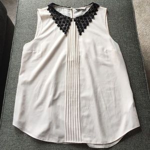 Anthropologie Darling brand top with lace collar