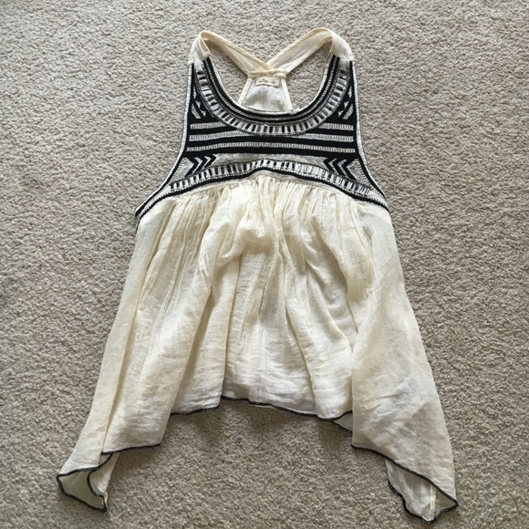 Hollister Tank