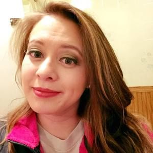 Meet your Posher, Emilia