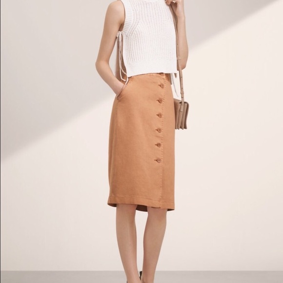 Aritzia Dresses & Skirts - Aritizia Lorient skirt size 4 brand new!