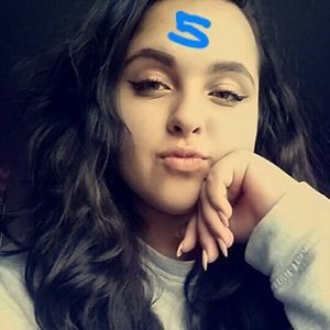 Meet your Posher, Toria