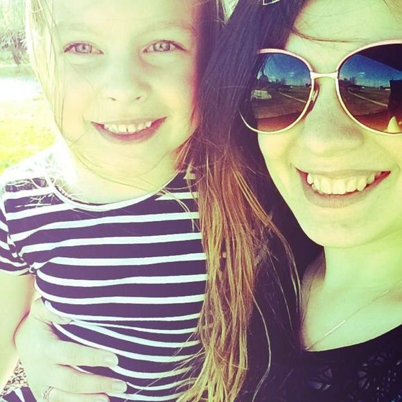 Meet your Posher, Emily - Picture 2 of 3