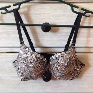 Sequence bra