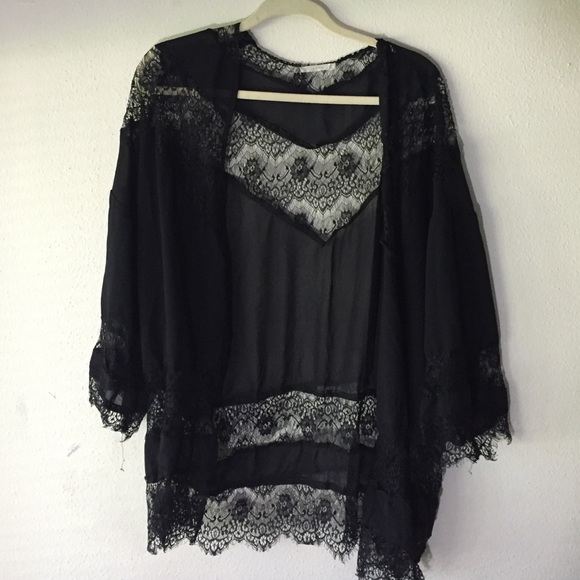 Black lace kimono