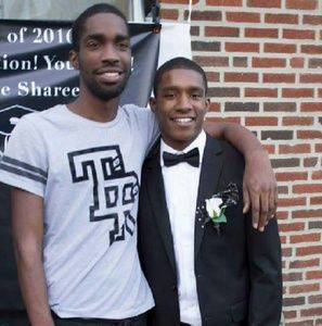 Meet your Posher, Hanif