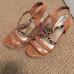 Tan and leopard print wedges