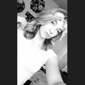 Meet your Posher, Lexi