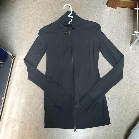 Grey Lululemon Fitted Zip up