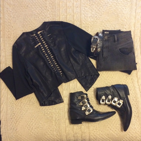 🔻SOLD!🔺Vegan Leather Jacket