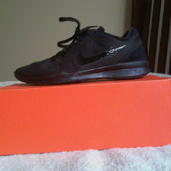 NIKE WMNS free 5.0 tr fit 5