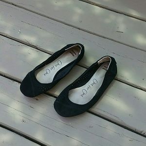Toms ballet flat in black Moroccan cutout