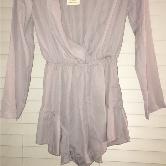Lavender romper - Picture 2 of 2
