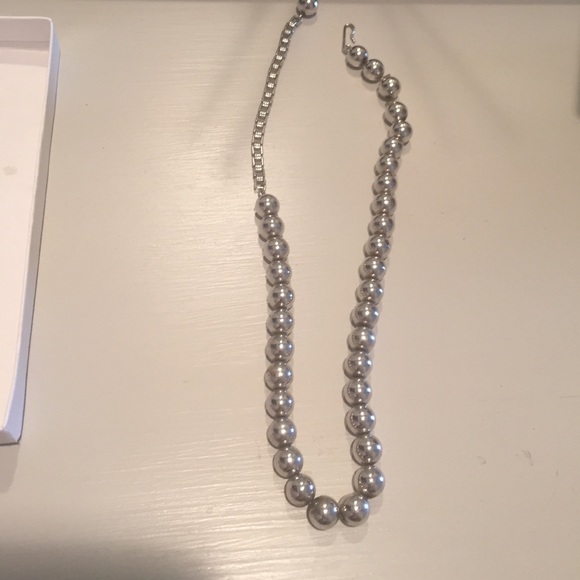 Silver beaded necklace