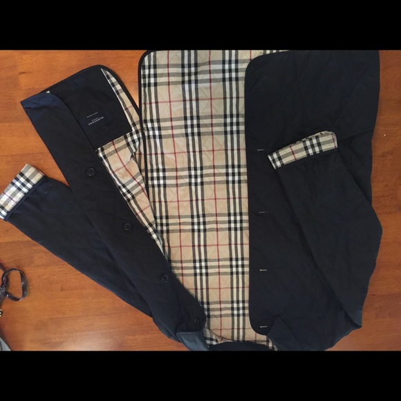 Burberry pleated overcoat size 8