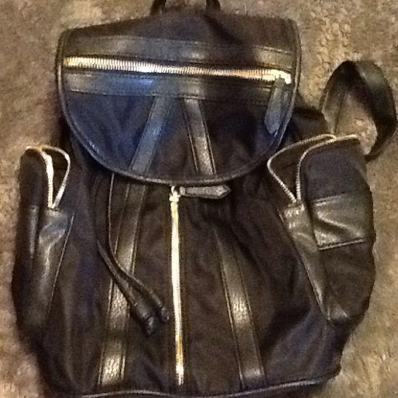 Steve Madden backpack purse