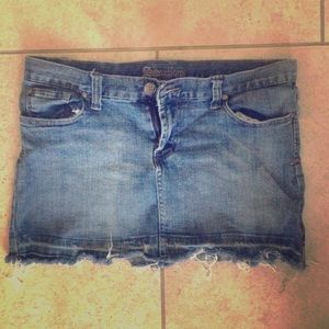 Mini skirt size 7