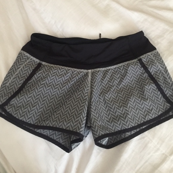 lululemon RARE speed shorts