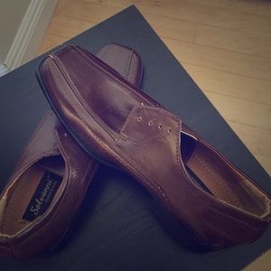 New Salvanni leather shoes, with out shoe laces