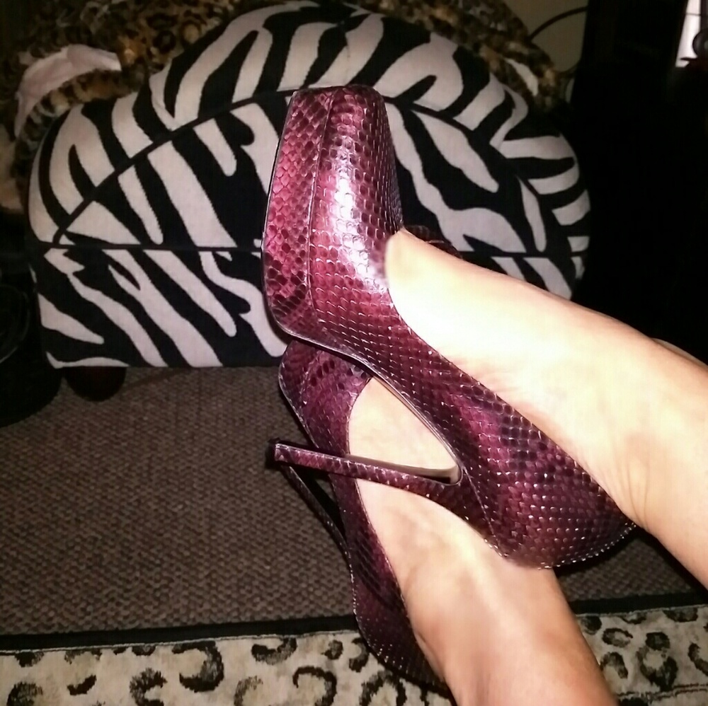 Gucci shoes