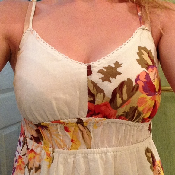 More Pictures For Mid-Length Dress - Picture 2 of 4