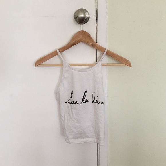 Halter top - Picture 1 of 3