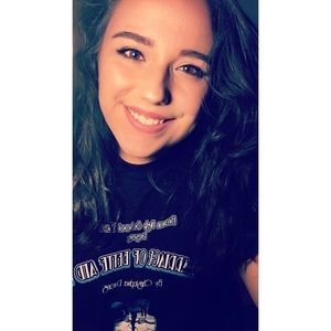 Meet your Posher, Hannah